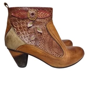 L'Artiste Spring Step Parfum Leather Brown Round Toe Ankle Boots 9